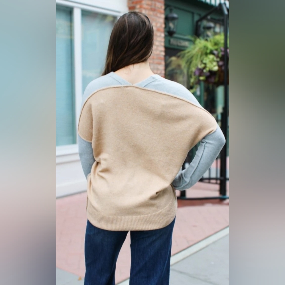 DNA Long Sleeve Grey/Fawn Colorblock Oversized Cardigan Sweater. Size S. - Picture 3 of 13